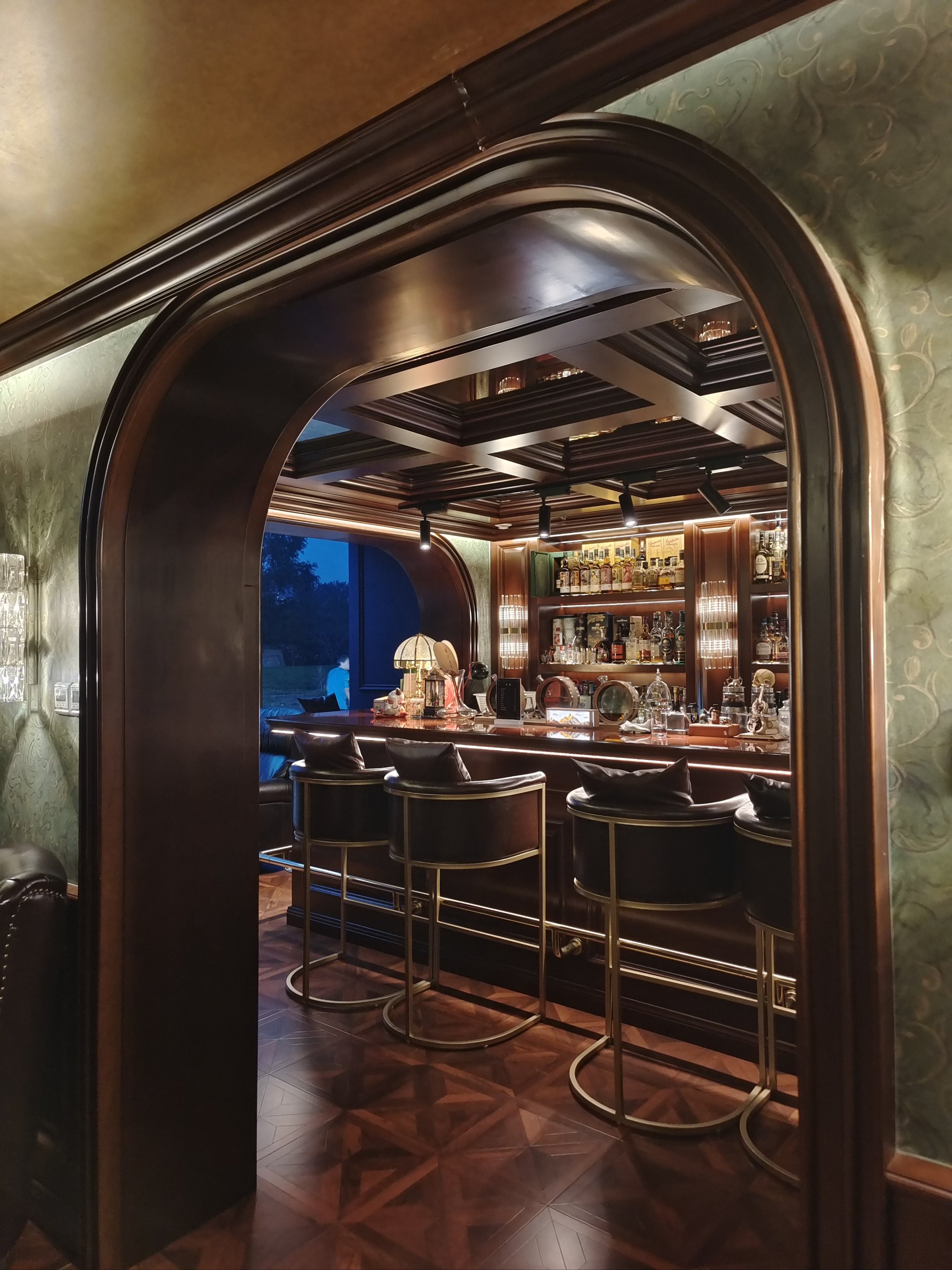 南阳商务ktv多少钱一个小时揭秘-邓州市ktv预订